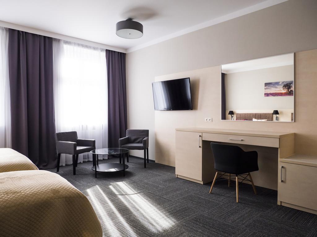 Aparthotel Centrum Gliwicka 18 Bytom Esterno foto