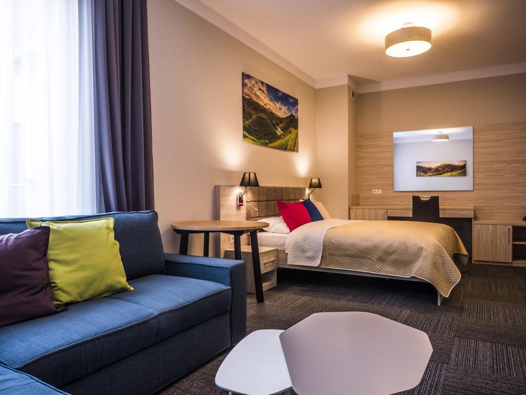 Aparthotel Centrum Gliwicka 18 Bytom Esterno foto
