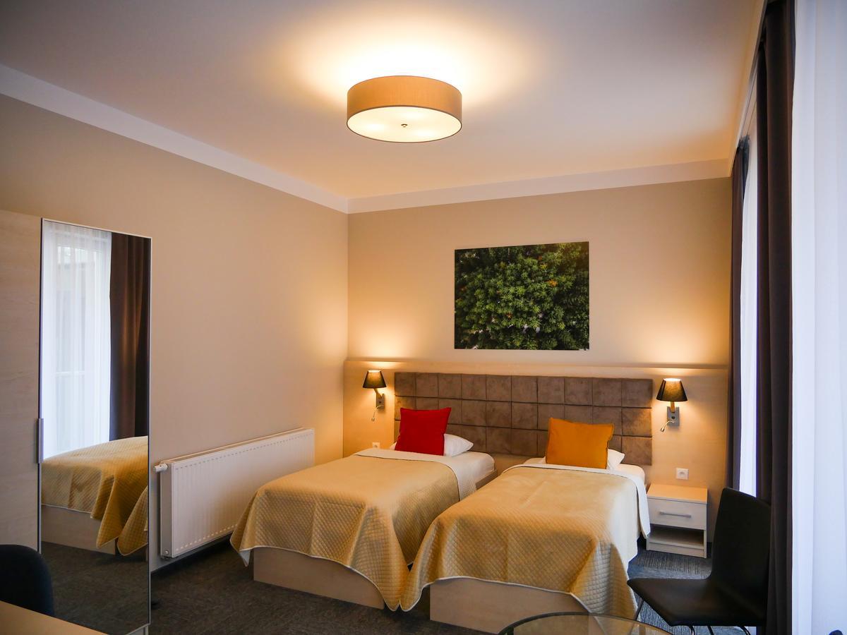 Aparthotel Centrum Gliwicka 18 Bytom Esterno foto